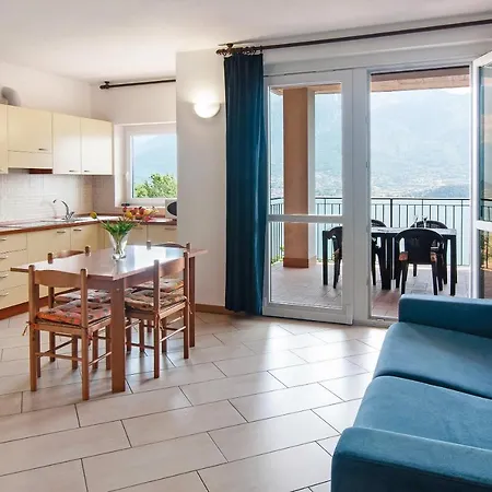 Le Azalee 6 Apartment